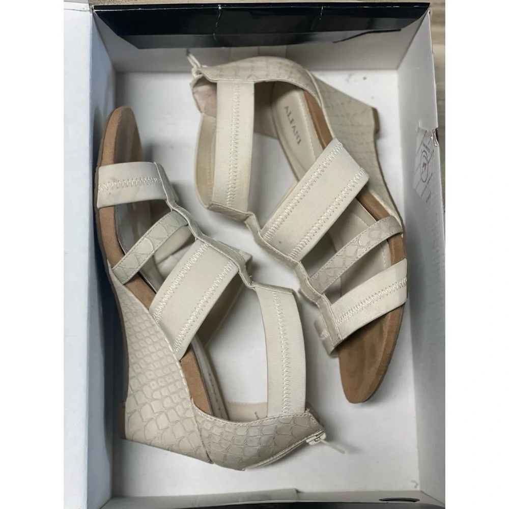 Alfani Wedge Sandal White Size 7.5